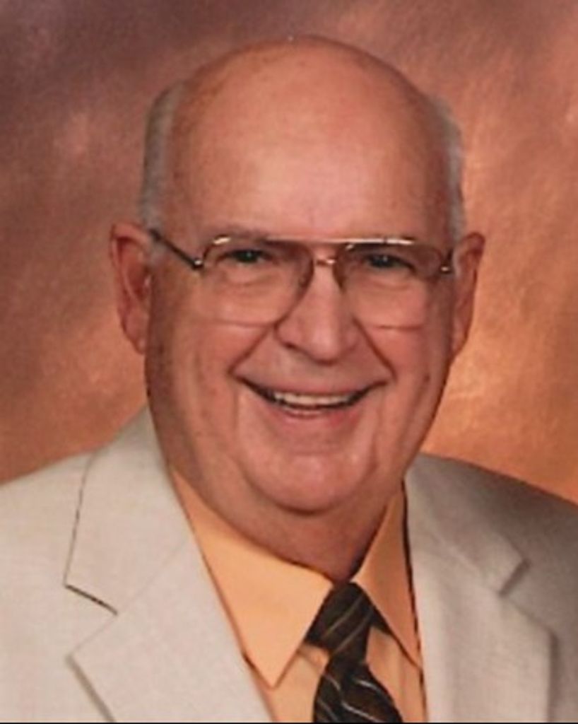 Robert "Bob" W. Hubbard
