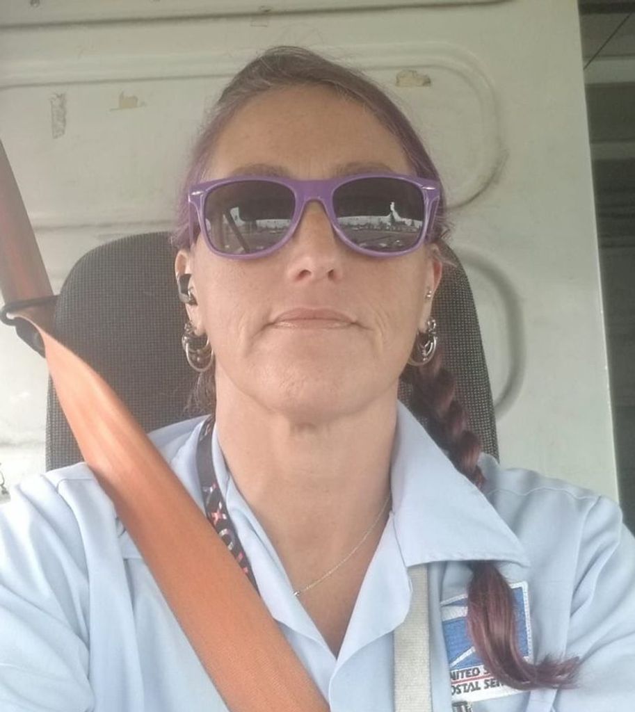 Roxanne Ruth Johnson Profile Photo