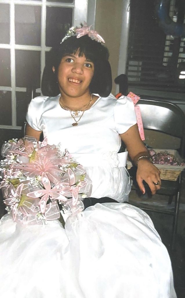 Asucena Pineda Profile Photo