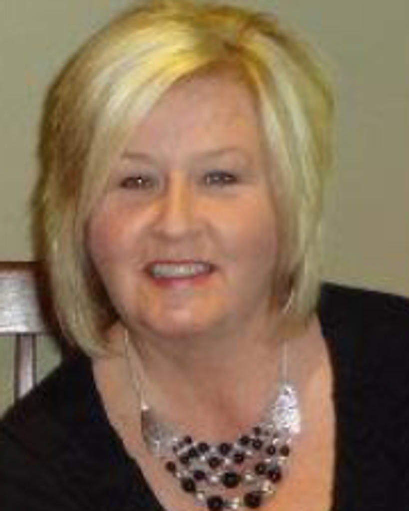 Dana Couvillion Clinton Profile Photo