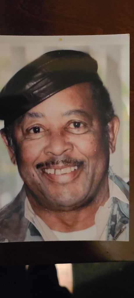 Luster Ray Elliott, Sr. Profile Photo