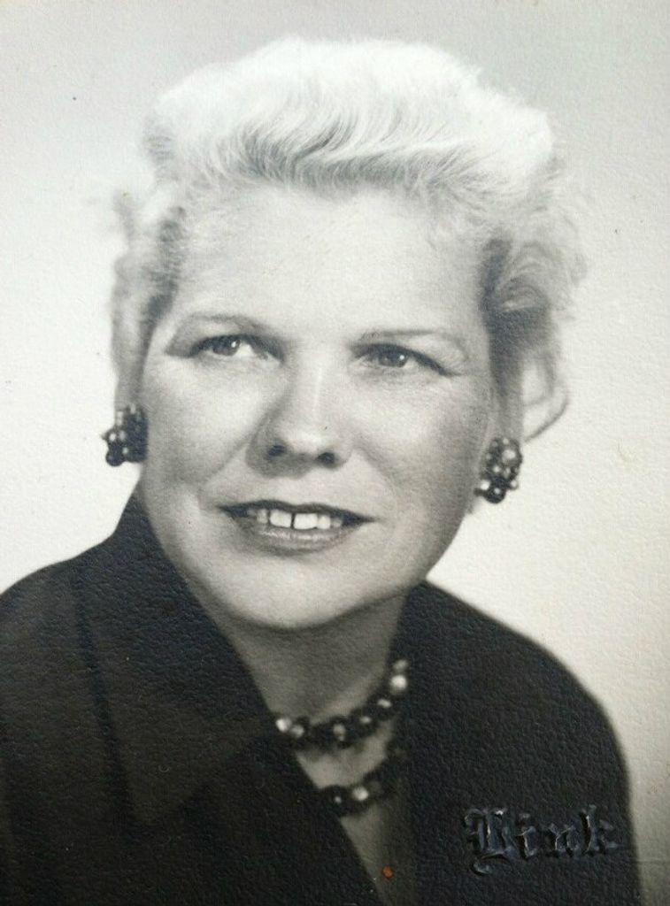 Hazel Locklier Profile Photo