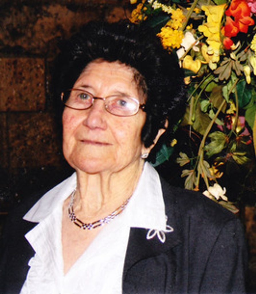 Nelia Petrollo