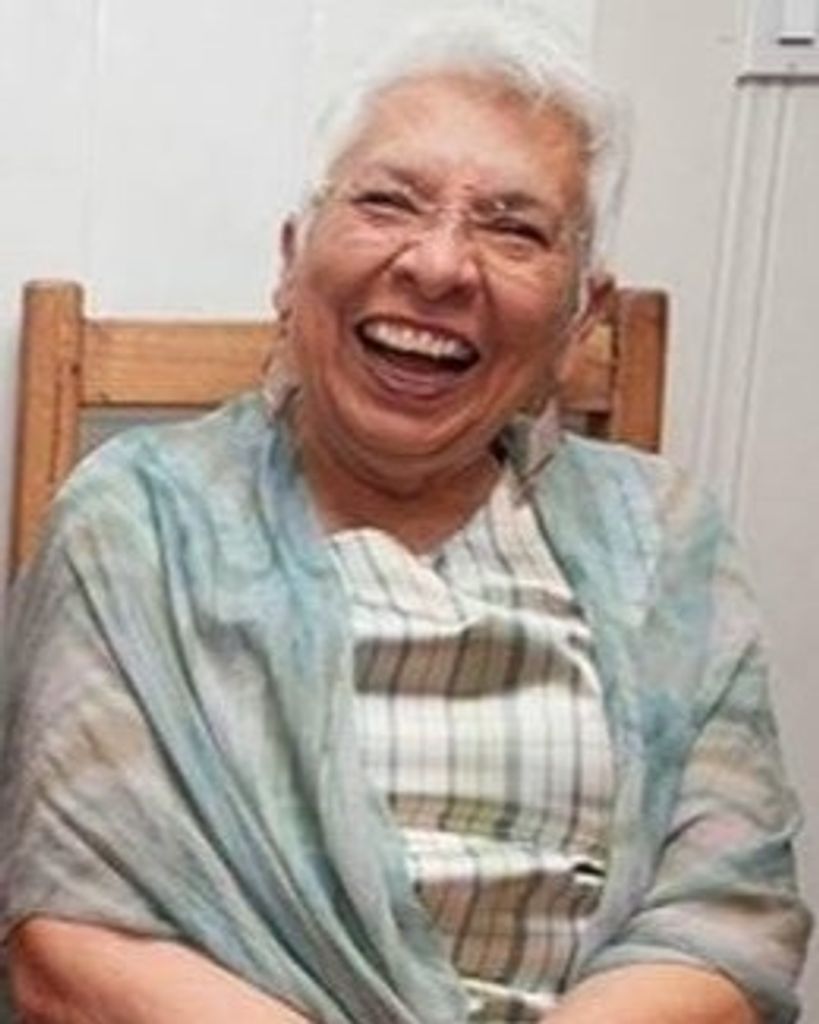 Azucena Munoz Tressler Profile Photo