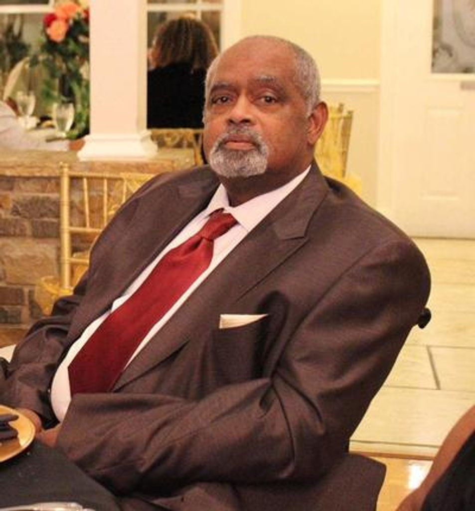 Howard Sims, Sr. Profile Photo
