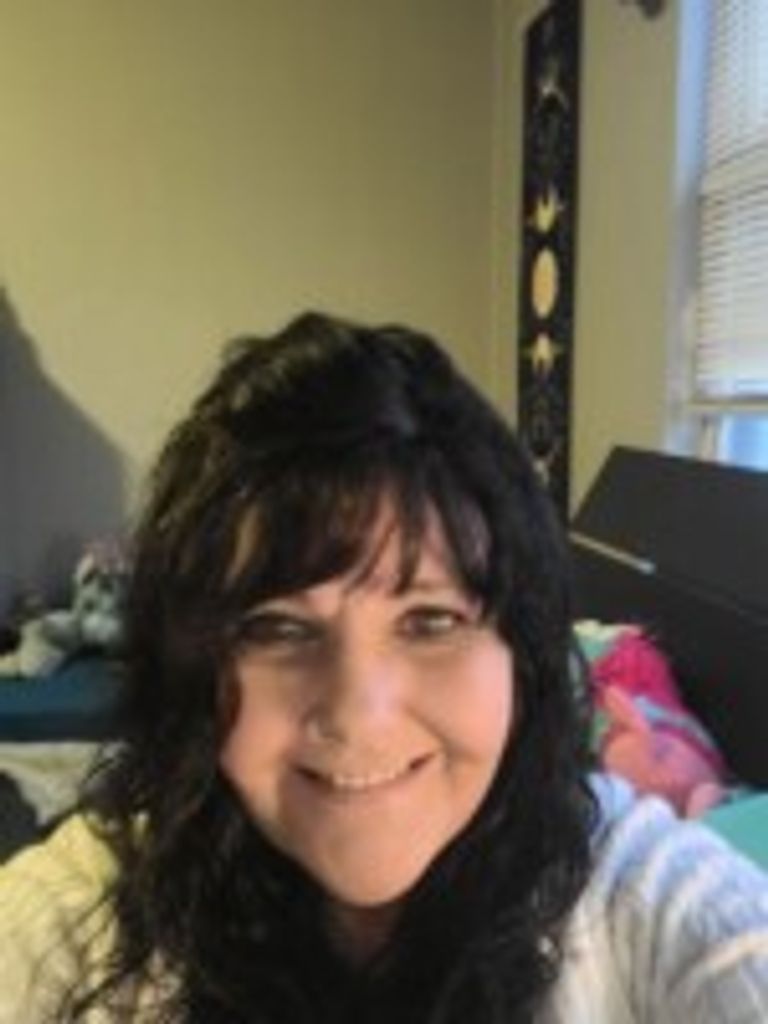 Lynn Marie (Ugi) Hodge