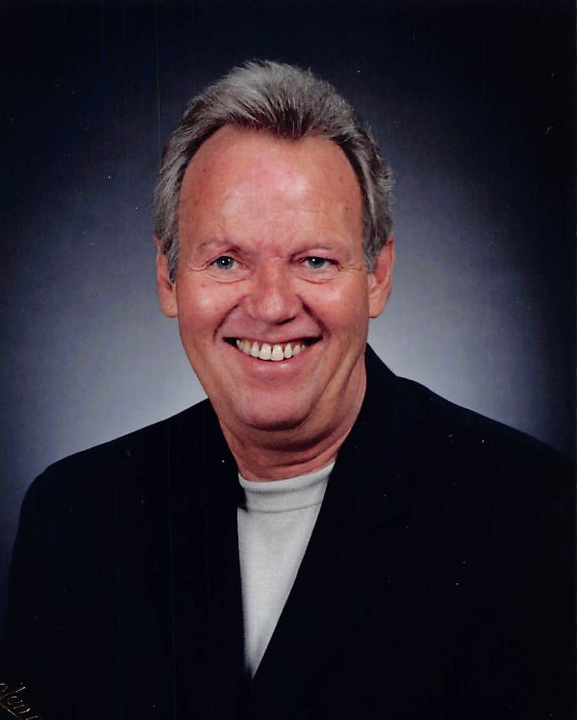 Elinus "Chris" Niehof Jr.
