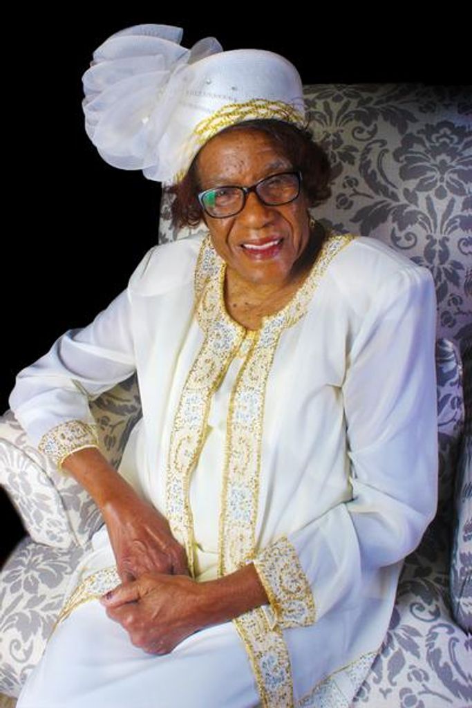 Mrs. Evelyn Blount Profile Photo