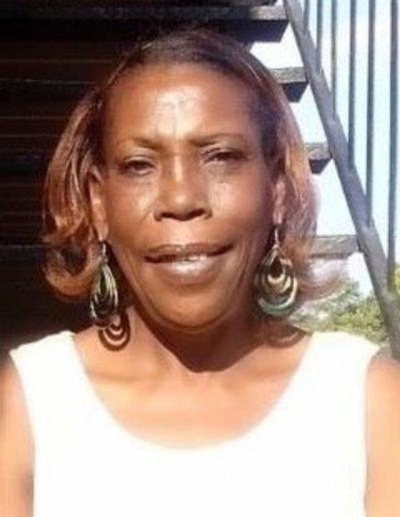 Mary Thacker Profile Photo