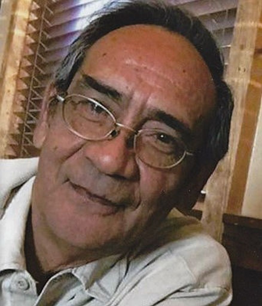 Julio Almaraz Profile Photo