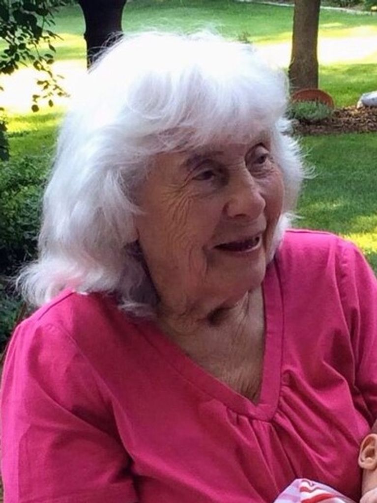 Betty Lou Henderson Profile Photo