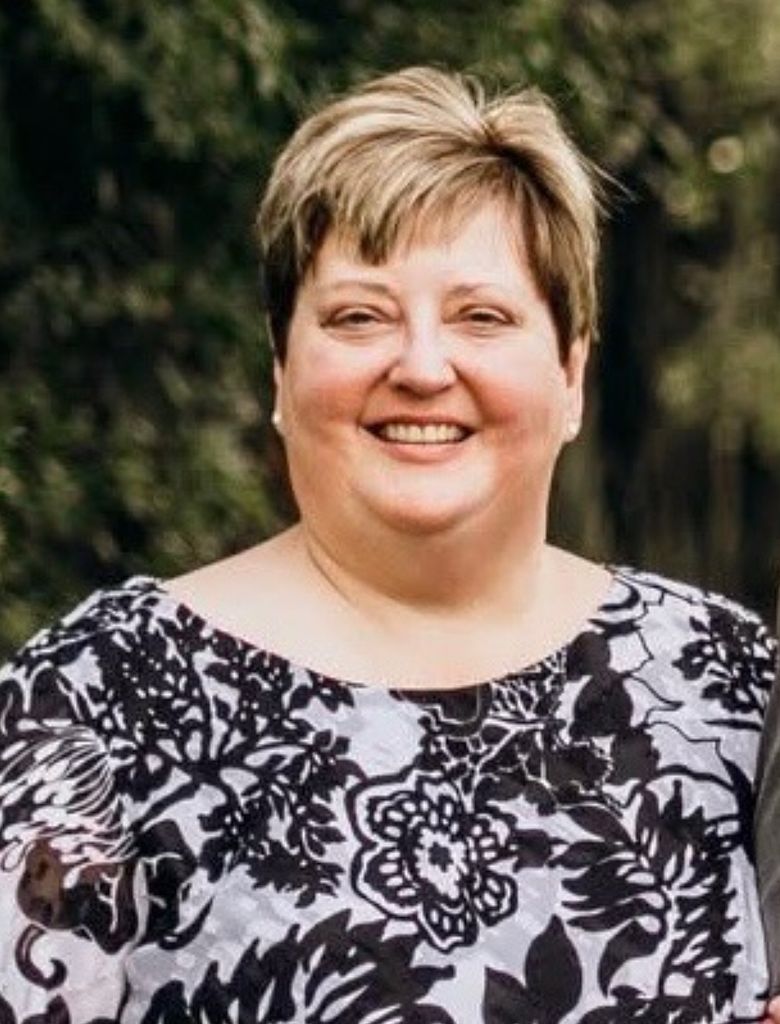 Donna Wardle Profile Photo