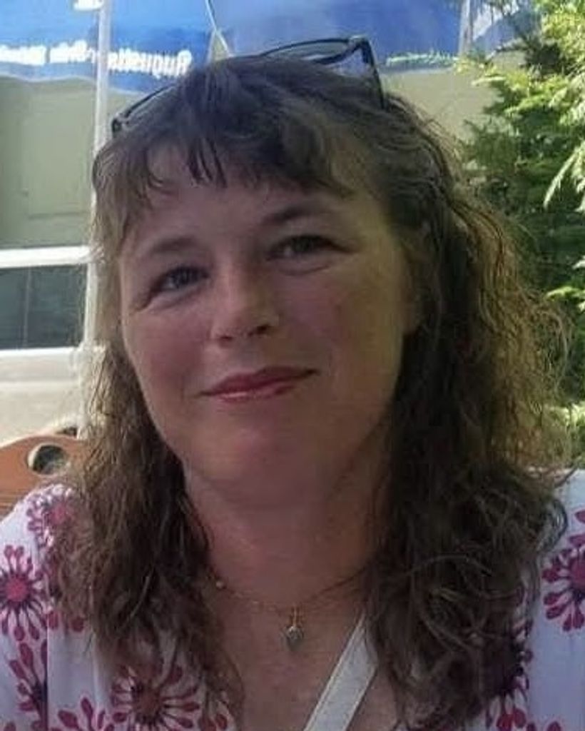 Andrea Lyn Bergenham Profile Photo