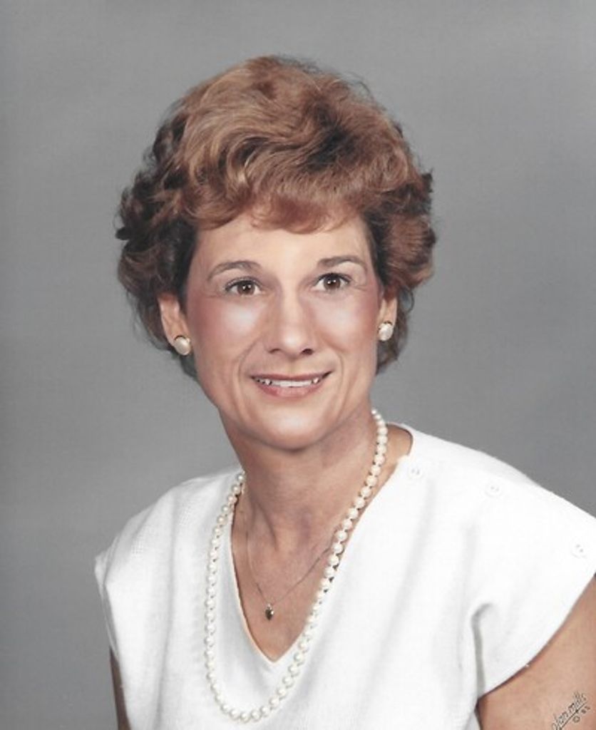 Vivian Russell Profile Photo