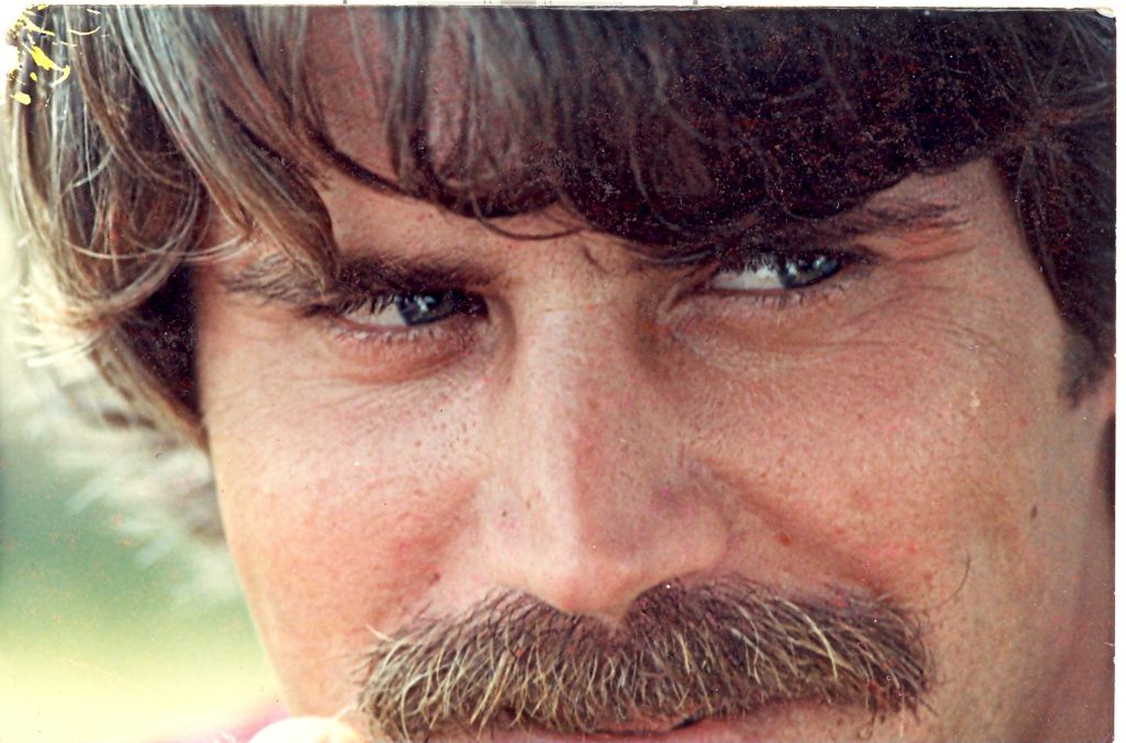 Donald W. Van (Donnie)  Horn