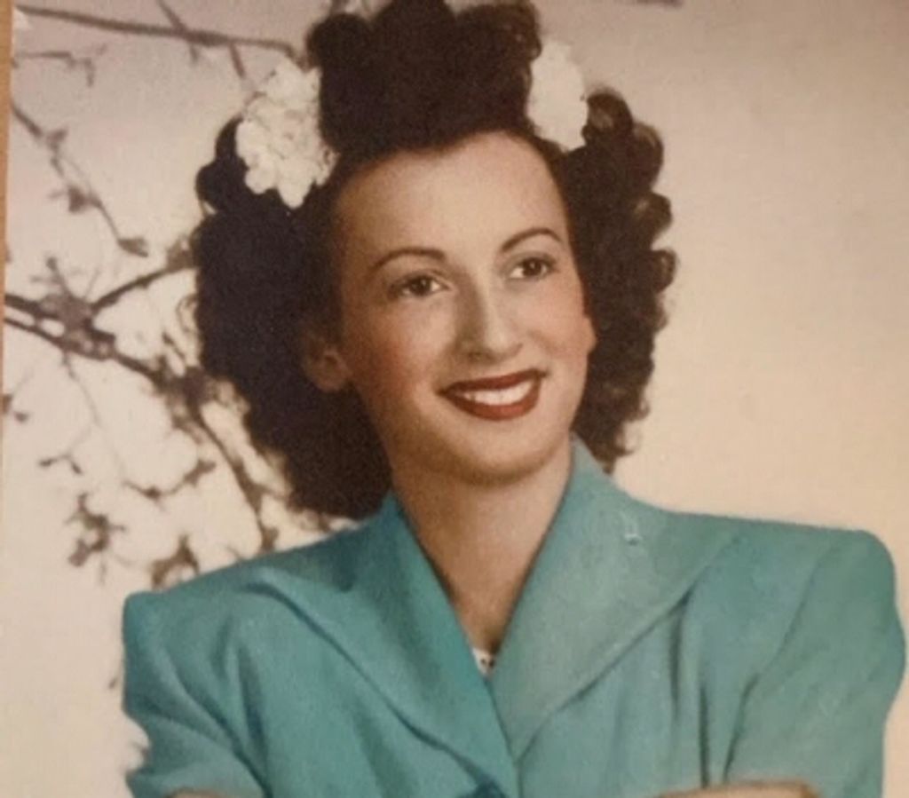 Lucille Alongi Profile Photo