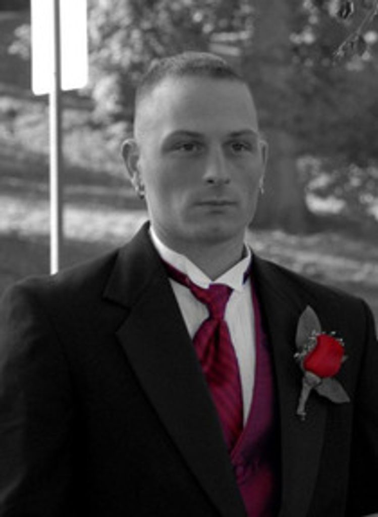 Aaron Michael Hoyt Profile Photo