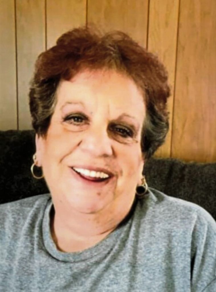 Patricia J. "Pattie" (Farris)  Rodriguez