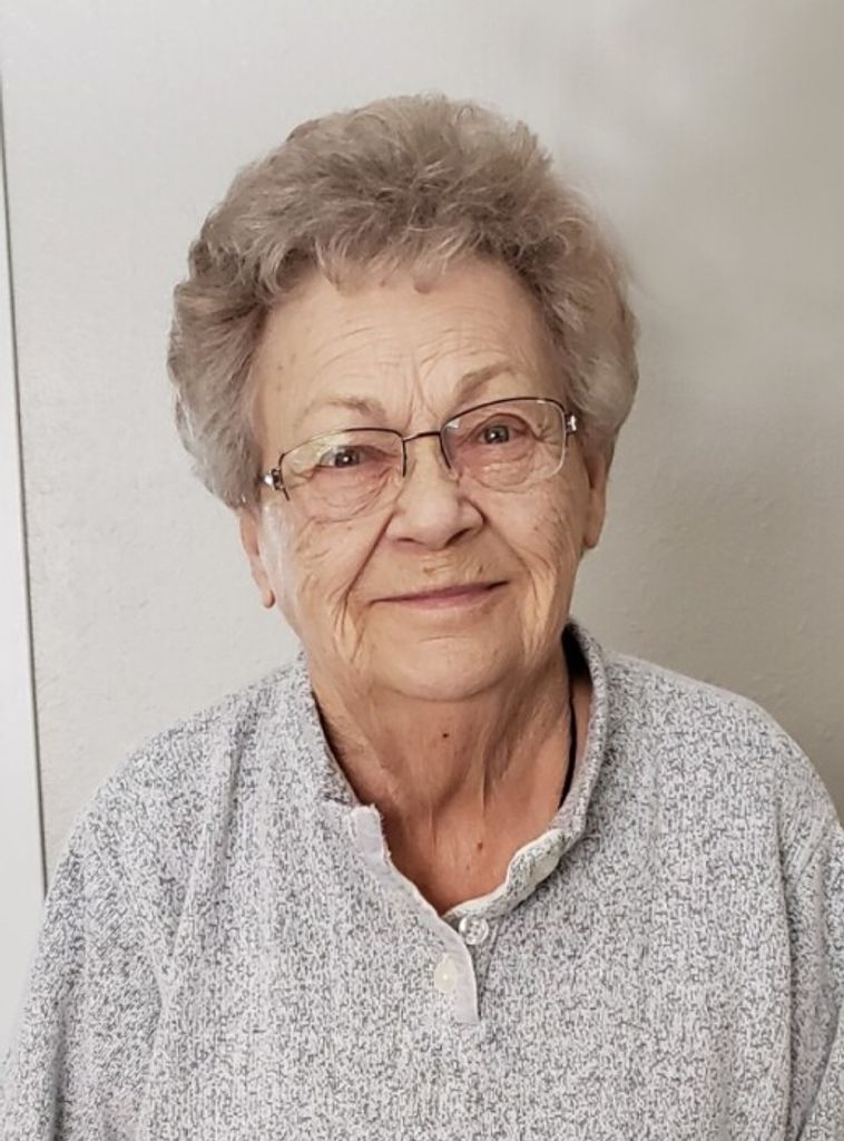 Donna "Bunnie" Jean (Peterson)  Laplant