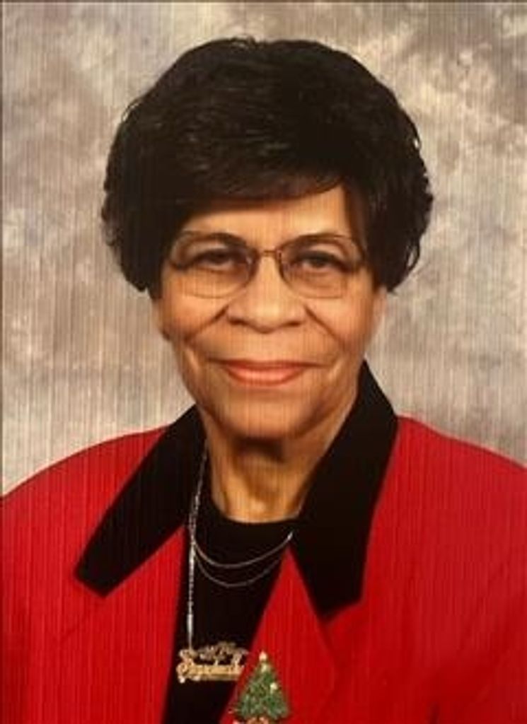 Emma Adams Profile Photo