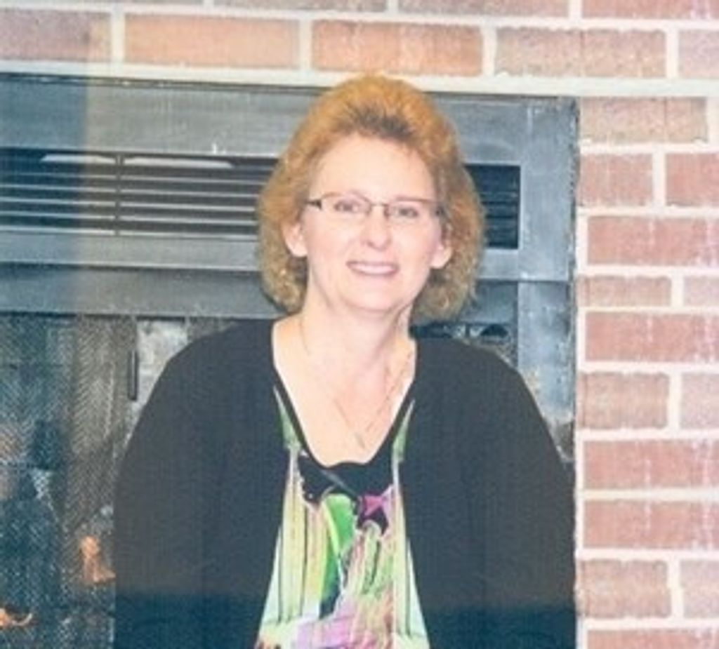 Donna Mae Houser