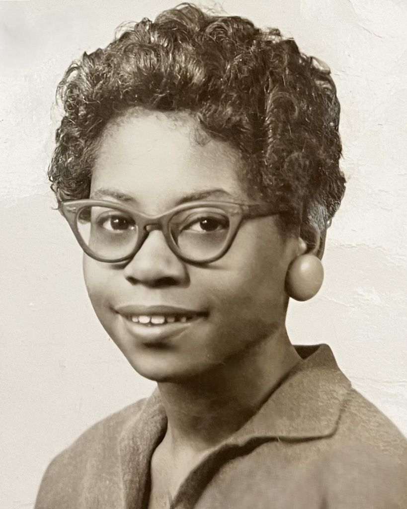 Jenola Hickombottom Profile Photo