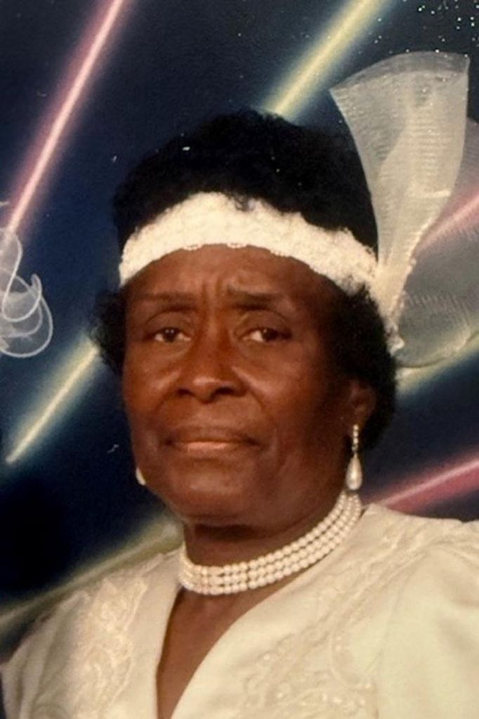Ms. Annie Turner