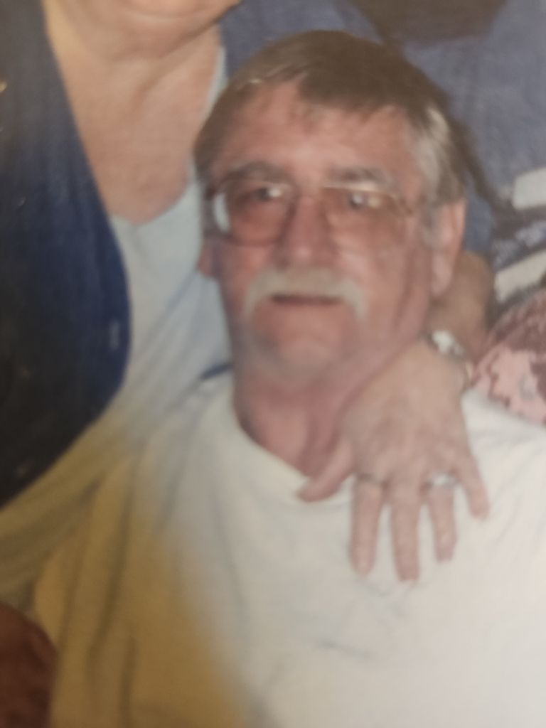 Robert Lee Carmichael Profile Photo