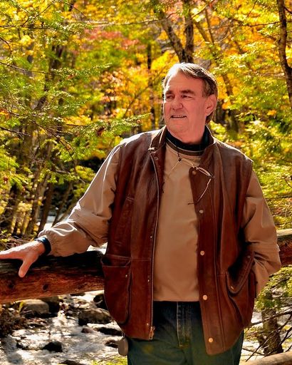 George W. Carey, Jr.'s obituary image