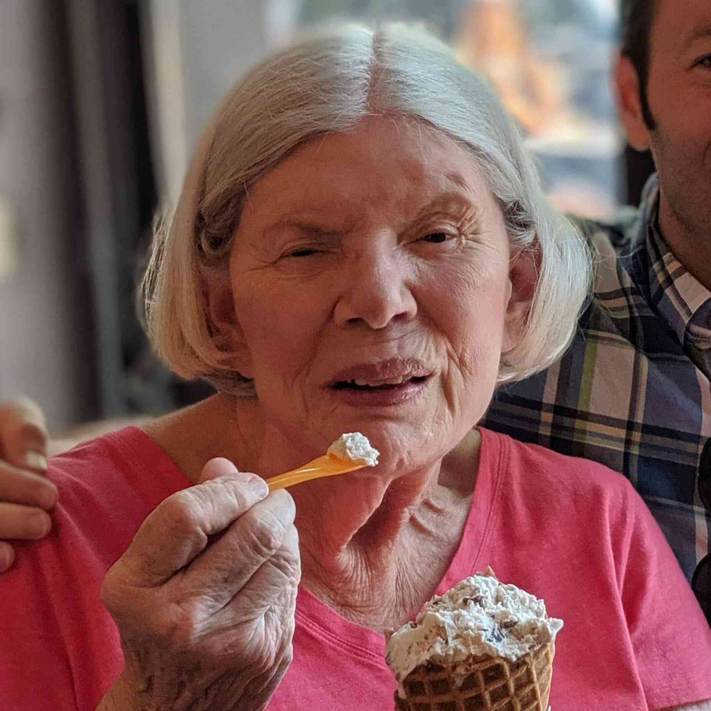 Carol Arnold Profile Photo