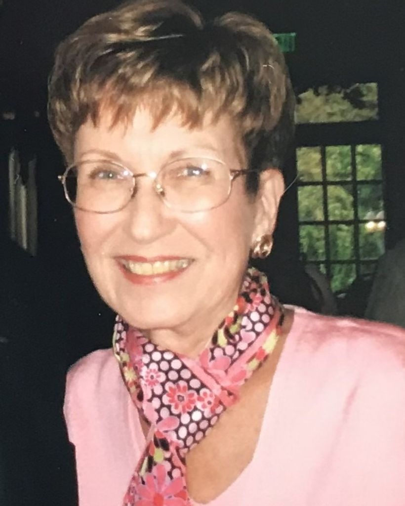 Suzanne L. Grossmueller Profile Photo