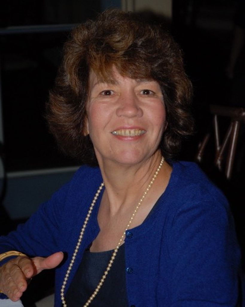 Suzanne "Huggins" Fulbright