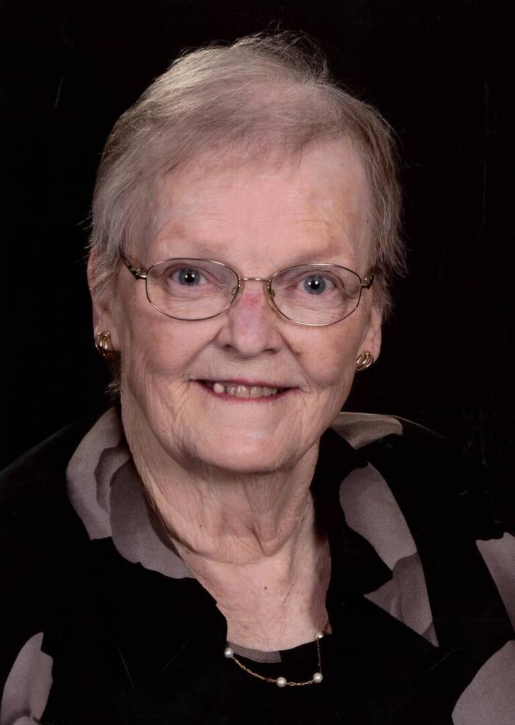 Phyllis M. (Handahl) Macke Profile Photo