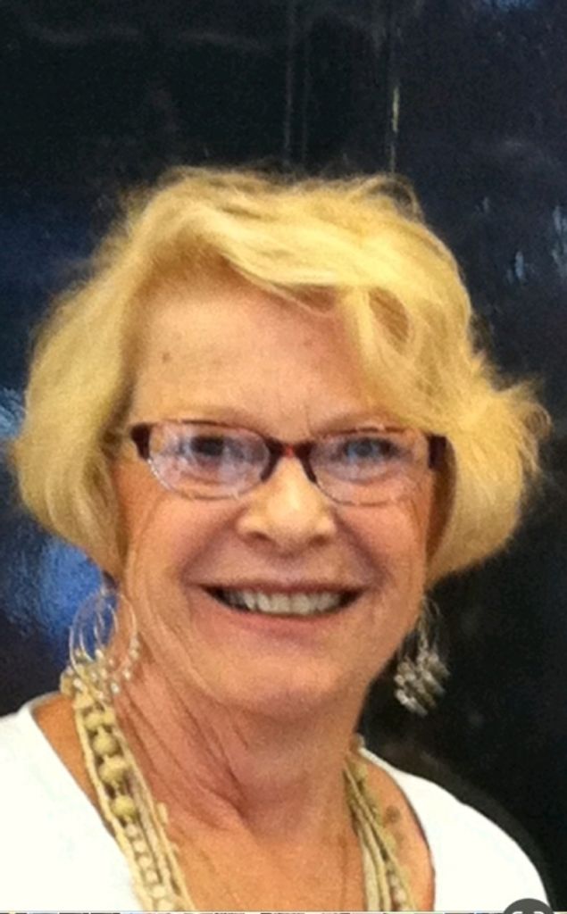 Linda Amorosi Profile Photo