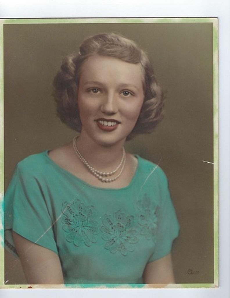 Evelyn Joyce Gilliatt Profile Photo