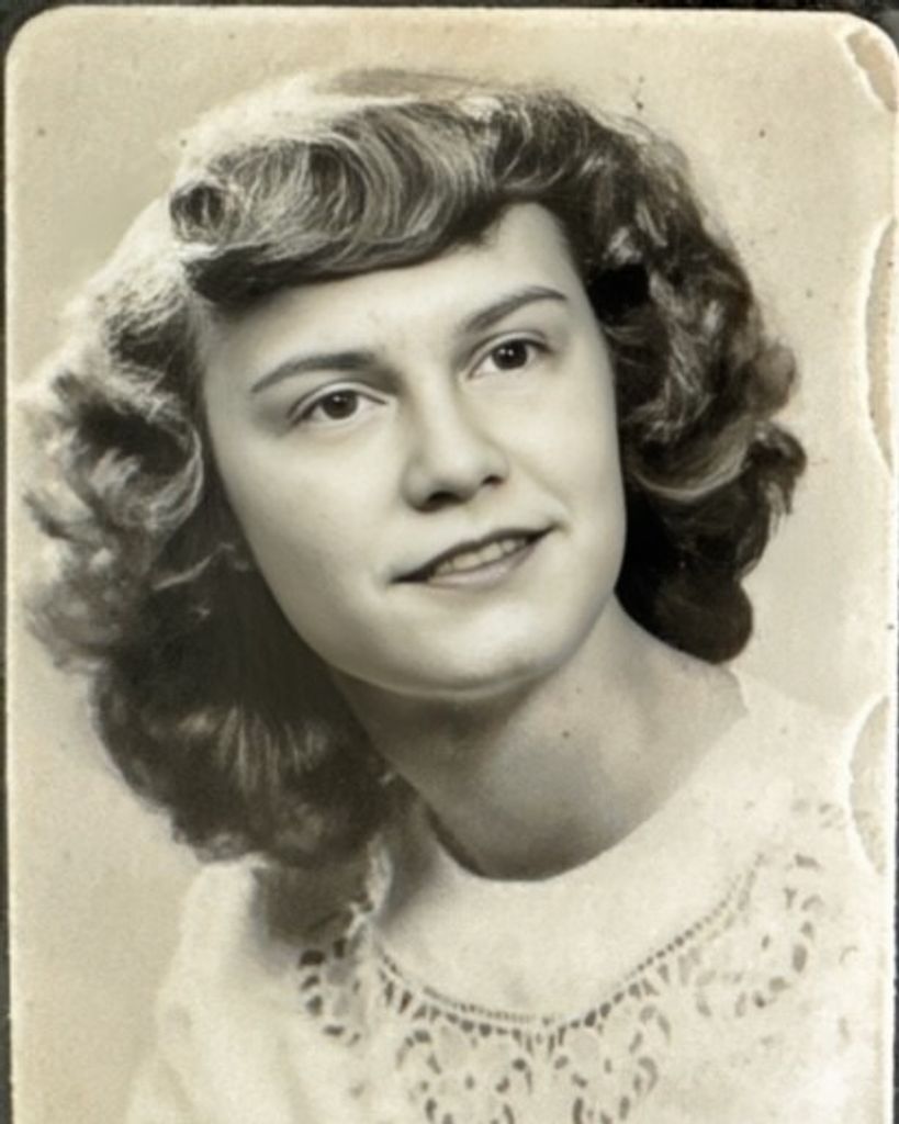 Lillian Foucart Profile Photo