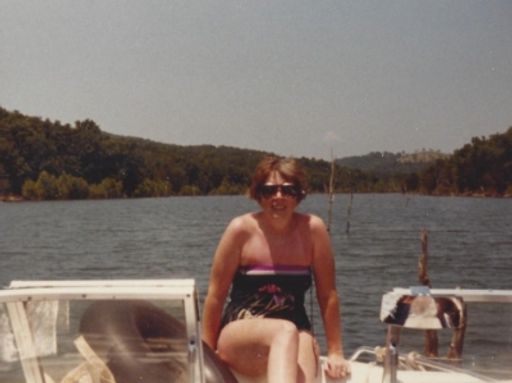 Karen Browning Penisten photo gallery thumbnail 39 of 200