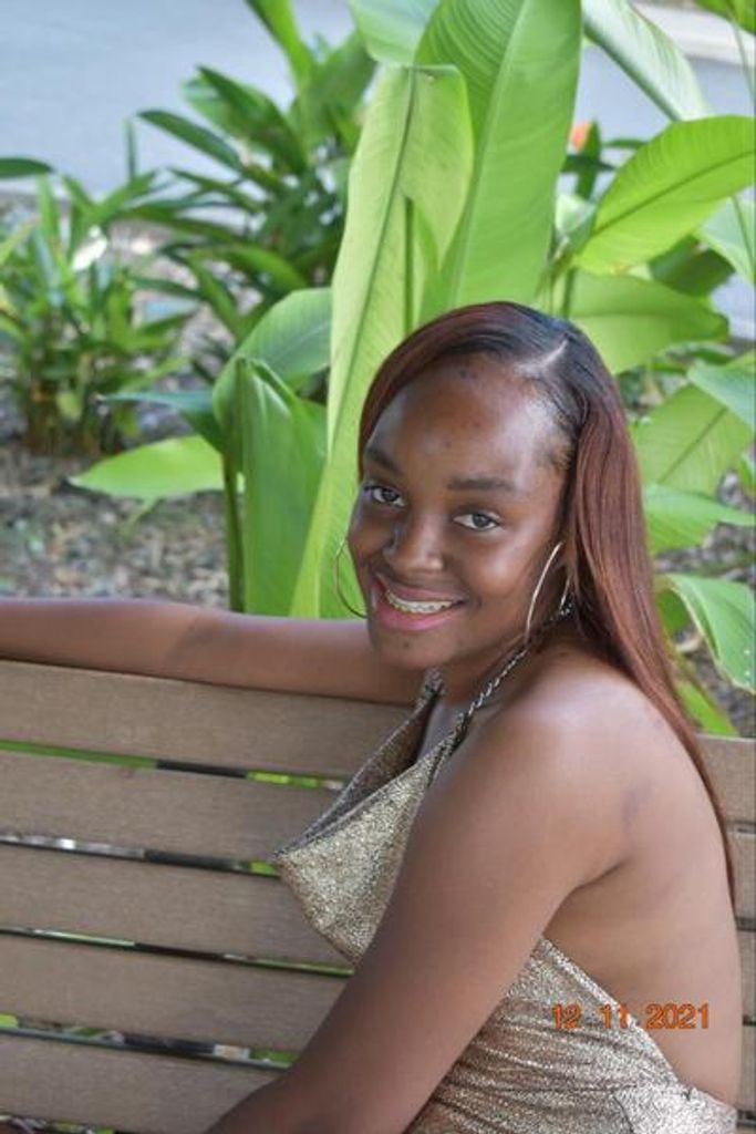 Lenee' Clyne Profile Photo