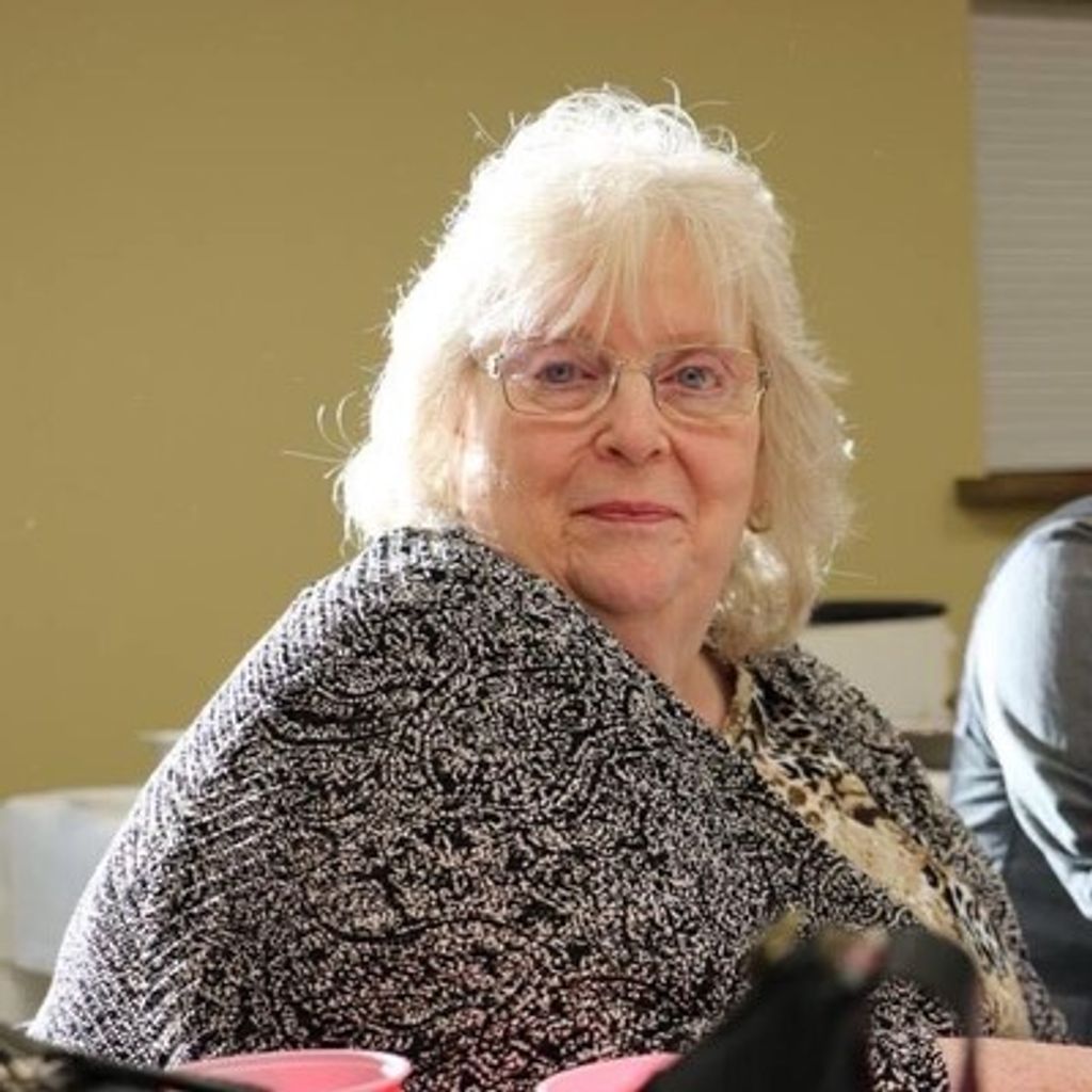 Janet Ladnier Raue Profile Photo