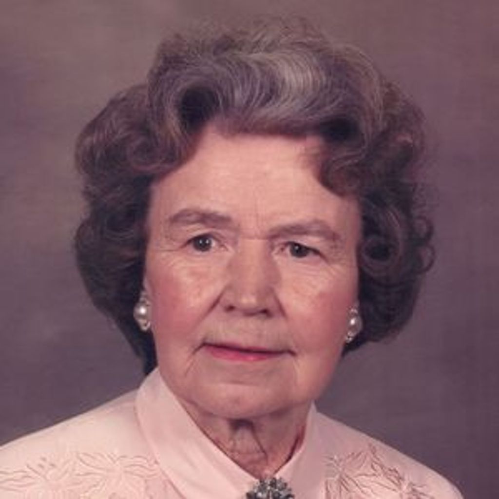 Ione Holt