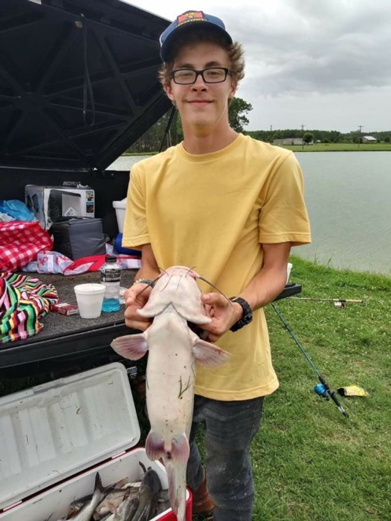 Cameron Drake White Profile Photo