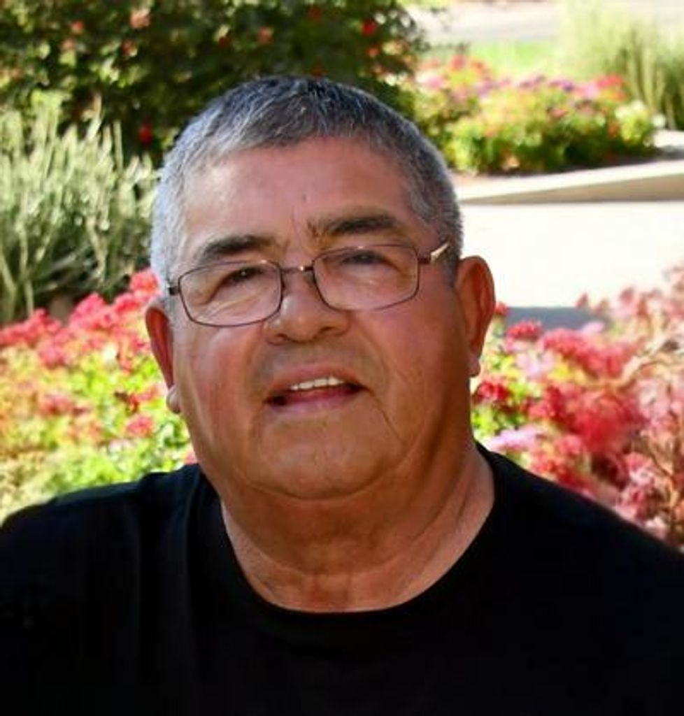 Robert Coronado Profile Photo