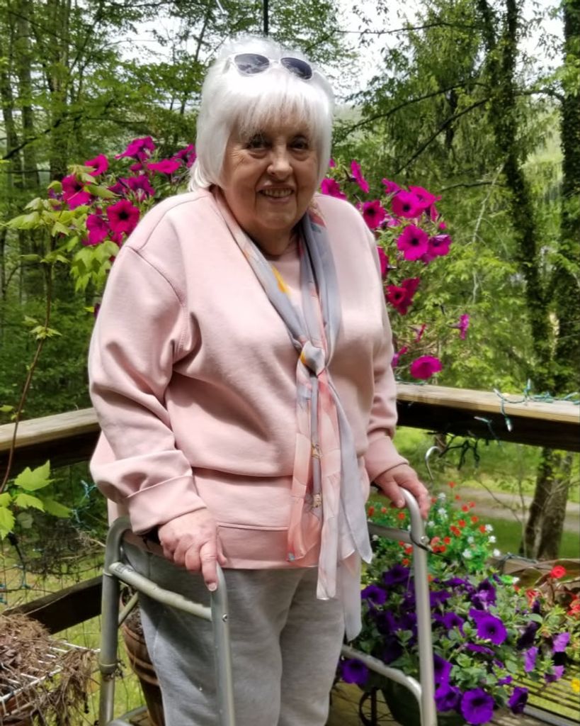 Linda Miller Profile Photo