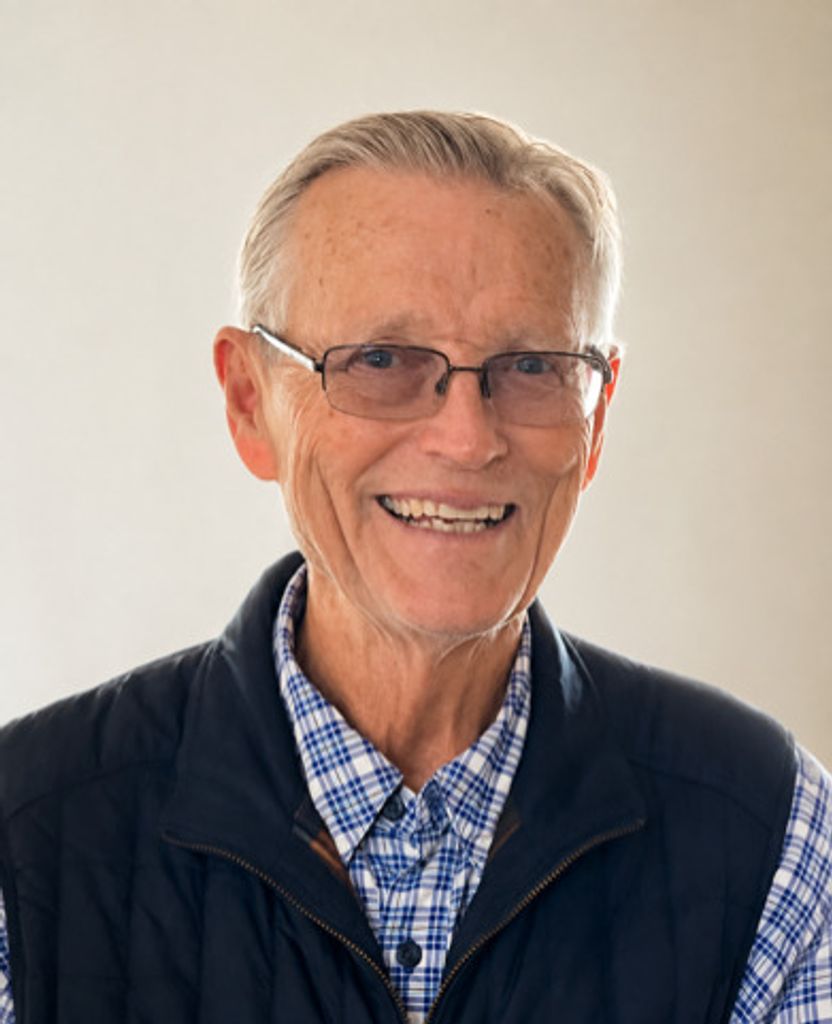 Roy Jay Rosson Profile Photo