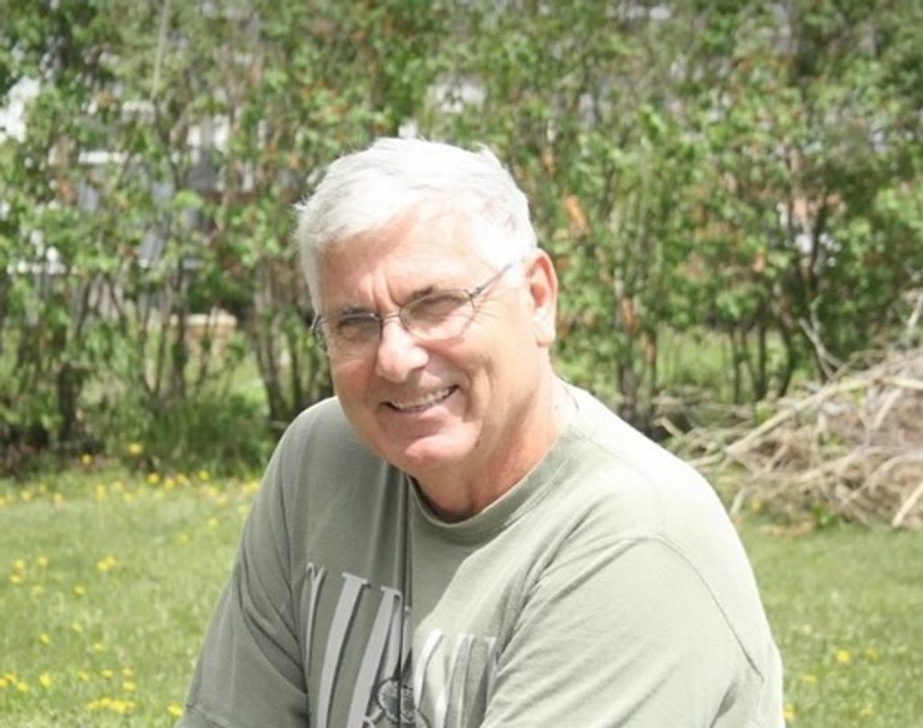 John Muth Profile Photo