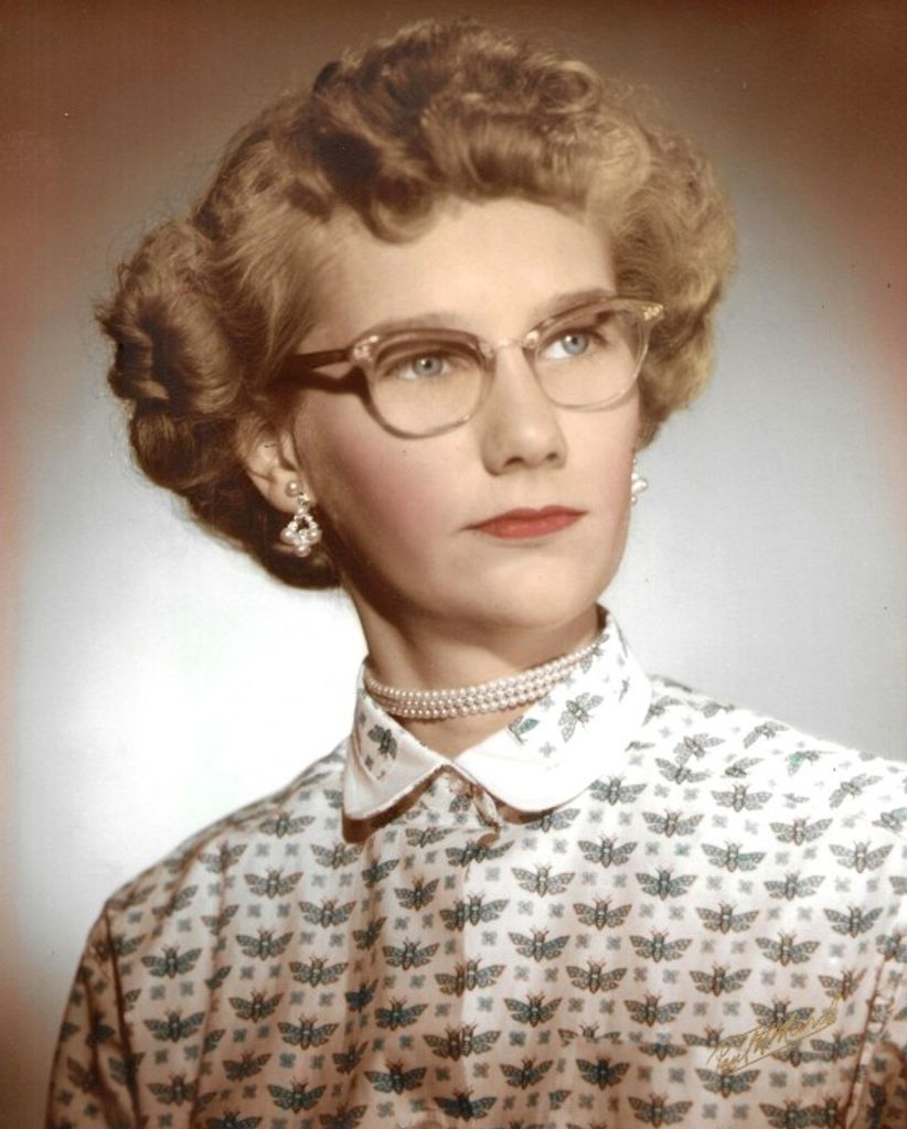 Elinor Ann Lee Profile Photo