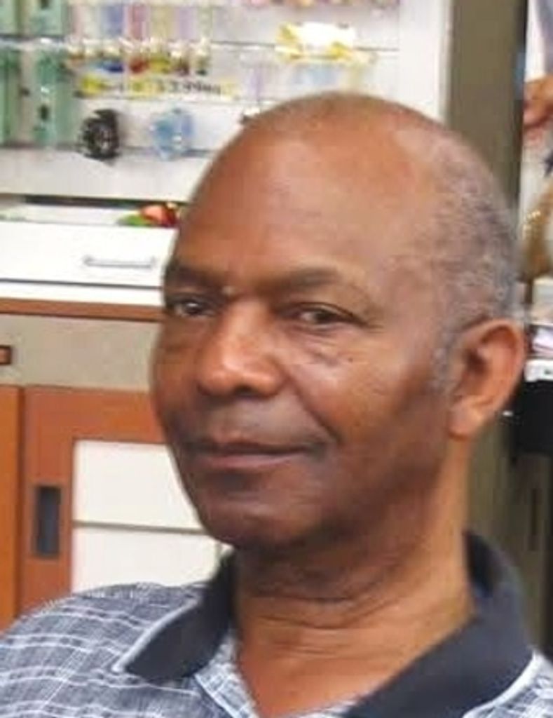 Thomas Wesley Holland Profile Photo