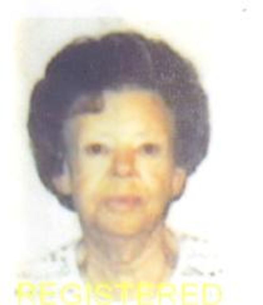 Katheryn (Giles)  Laufer