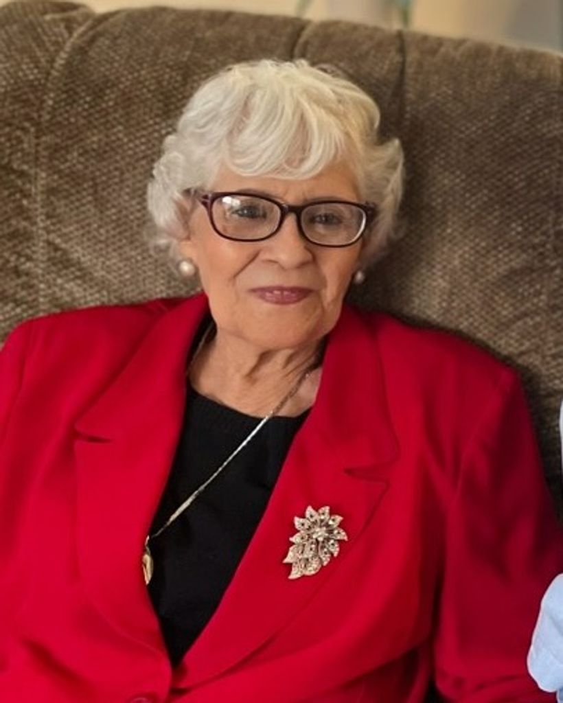 Fresia Amado "Fritzy" Razo