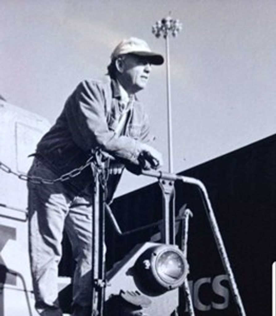 Calvin Leo Hall